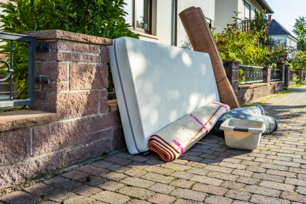 Best Construction Debris Removal  in Sioux Center, IA